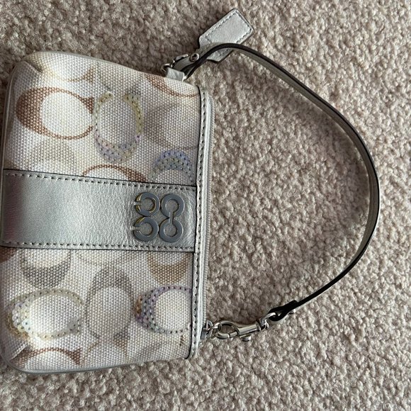 Coach mini wristlet with handle - Picture 2 of 2